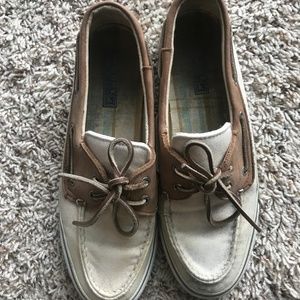Cream Colored Sperry's